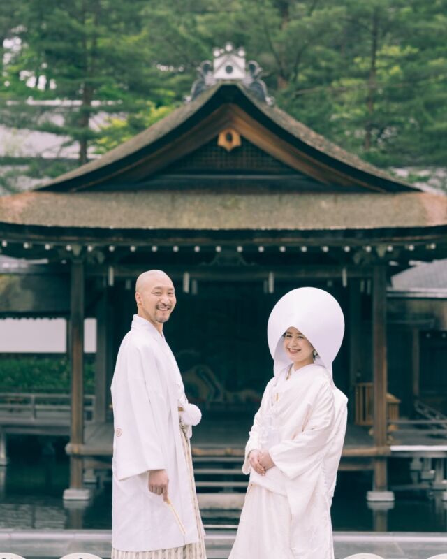 神前式 

厳かな緊張感と心が清らかになるような雰囲気のなかで執り行われる結婚式は、新郎新婦様だけではなくご参列いただいた皆さまの心にいつまでも残り続けるものとなります。

#神前式
#身曽岐神社
#身曽岐神社結婚式
#和装結婚式
#和装花嫁 
#白無垢#紋付袴
#綿帽子

produce by
@ozbridal_official 
@ozbridal_yamanashi 
@ozbridal_slidshow 

#oz_bridal
#オズブライダル

...

\契約特典&持ち込み料負担キャンペーン実施中/

式場紹介も承っております
自分たちに合う衣裳、会場がわからない etc...

まずはお気軽にご連絡ください☎️✉️

𓂃𓂃𓂃𓂃𓂃𓂃𓂃𓂃𓂃𓂃𓂃𓂃𓂃

  ヘアメイク受付中です𓈒𓏸︎︎︎︎

 ▷ @weddiurlmaria_hairmake 

𓂃𓂃𓂃𓂃𓂃𓂃𓂃𓂃𓂃𓂃𓂃𓂃𓂃

  𝘞𝘌𝘋𝘋𝘐𝘜𝘙𝘓 𝘔𝘈𝘙𝘐𝘈

📍 山梨県中巨摩郡昭和町飯喰457-5

  𝖳𝖤𝖫  055-225-6307
  𝖨𝗇𝗌𝗍𝖺𝗀𝗋𝖺𝗆 @weddiurlmaria 

 

#結婚式#ドレス#タキシード
#ウェディングドレス#カラードレス
#プレ花嫁#dressy花嫁
#ドレス試着#ドレス試着レポ
#ブライダルヘア 
#ウェディングヘア
#花嫁ヘア 
#山梨花嫁 
#山梨結婚式
#山梨ドレスショップ
#ウェデュールマリア
#リゾートウェディング 
#フォトウェディング 
#プラコレ#プラコレdressy